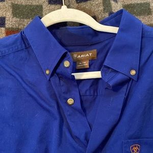 Ariat Long Sleeve Button Down Shirt